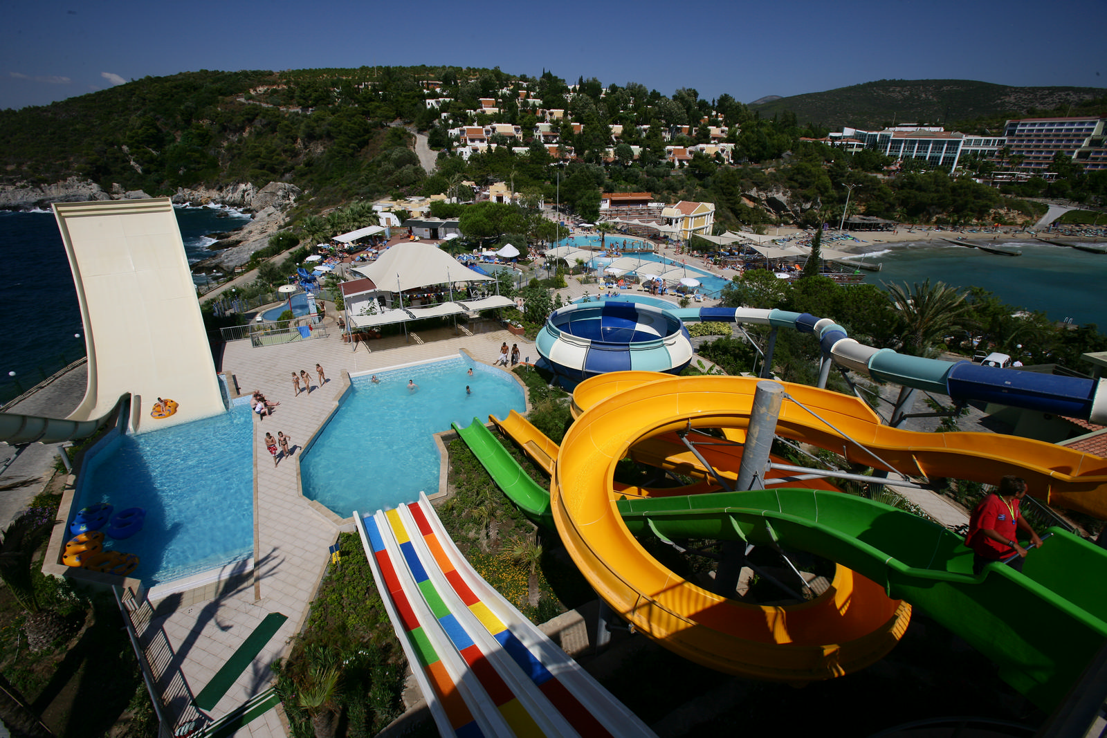 Pine bay resort турция. Пайн Бэй Холидей Резорт Кушадасы. Pine Bay Holiday Resort 5 Турция Кушадасы. Отель Турция Pine Bay. Пине Беач отель.