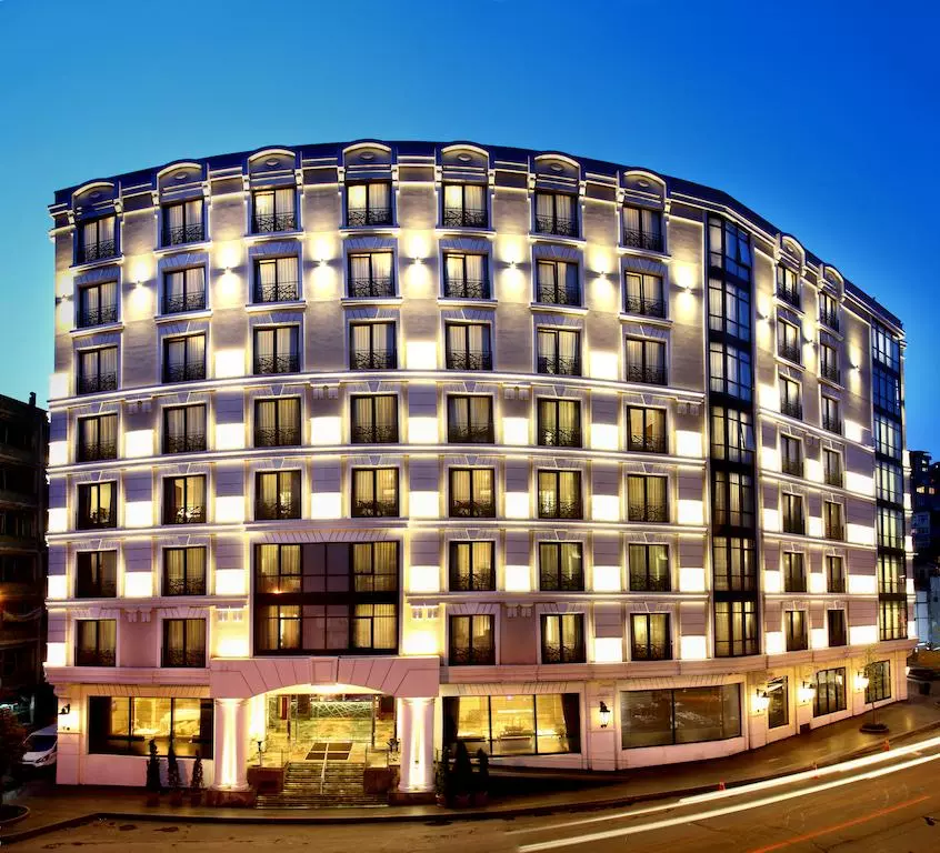 هتل دورا استانبول - مهرپرواز