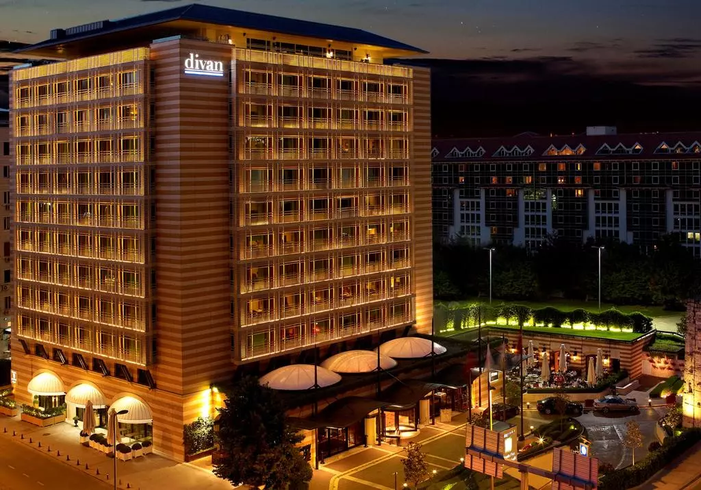 هتل دیوان استانبول-مهرپرواز