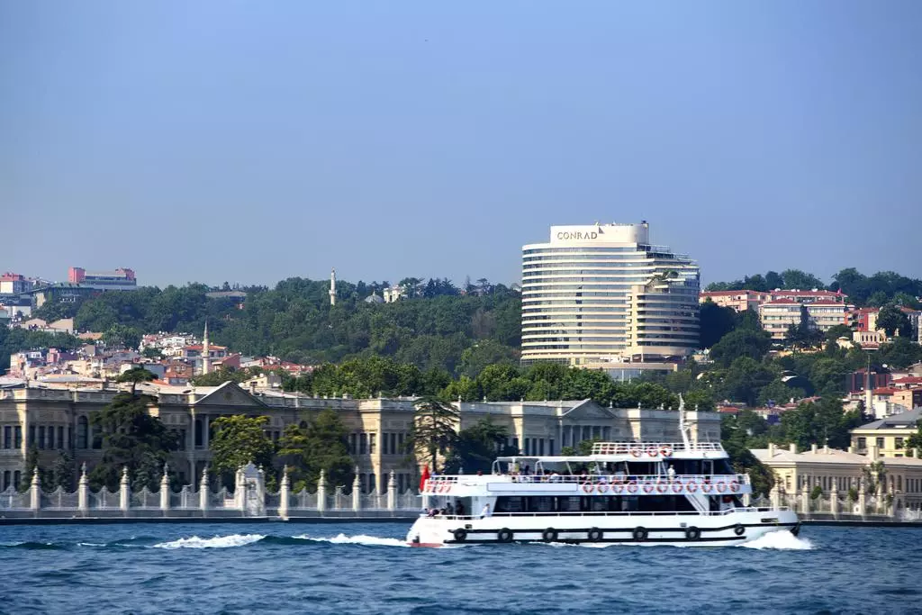 هتل کنراد بسفوروس استانبول-مهرپرواز